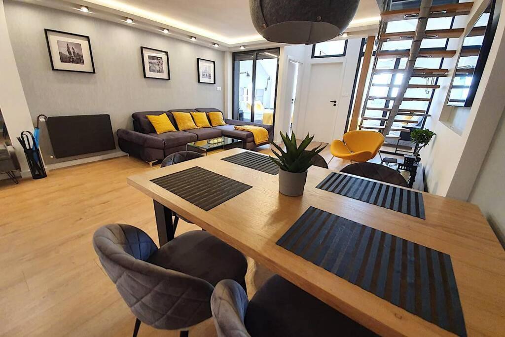 Duplex Apartment Morsztynowska كراكوفيا المظهر الخارجي الصورة